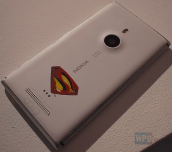 Nokia Lumia 925 Superman Edition (Nokia Catwalk)